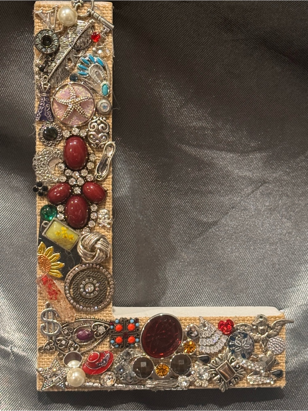 Embellished Decorative Letter L in Beige with Red Accents